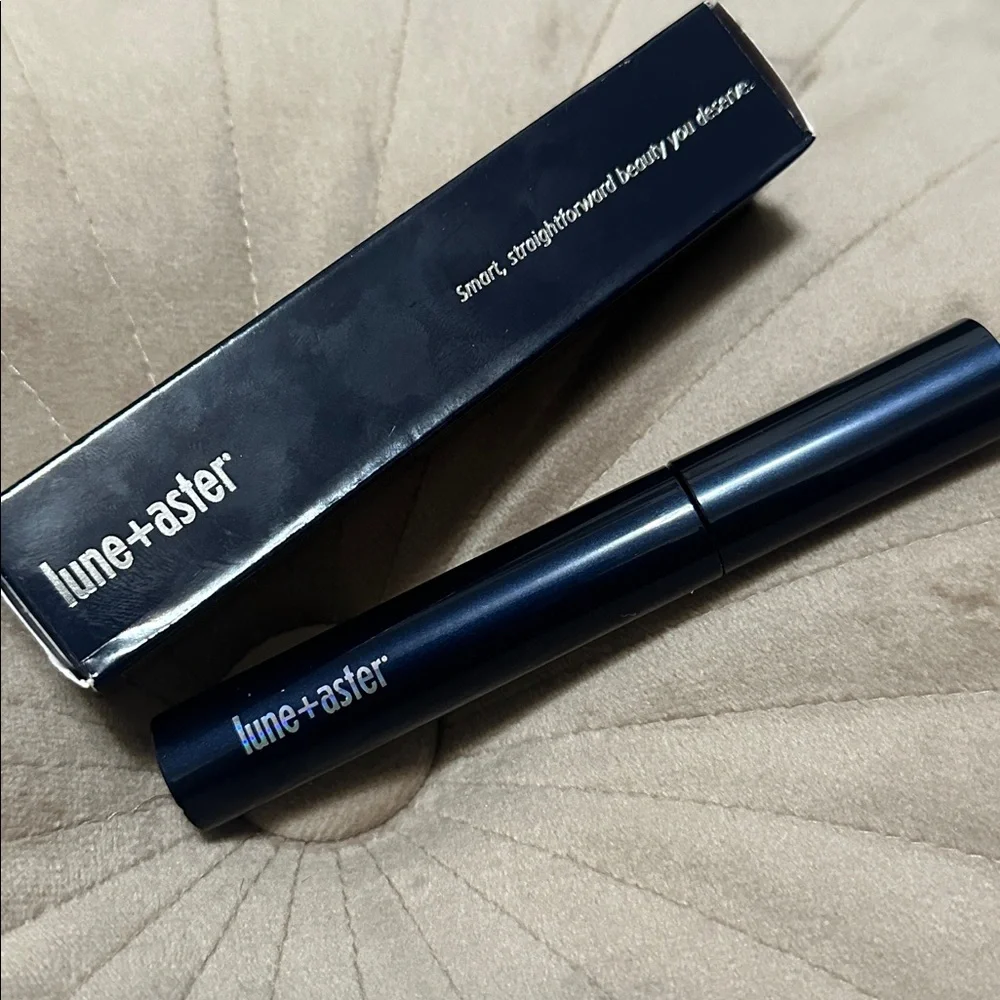 Lune+Aster Eclipse Volumizing & Curling Mascara Swipe+Go Brand New W/Box .32 OZ